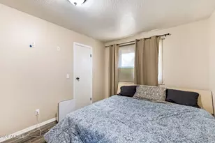 12833 North 22nd St, Phoenix, AZ 85022 - Photo 19