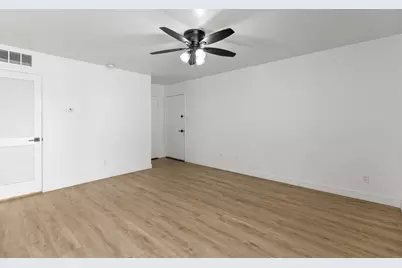 302 E Monte Vista Road #A16, Phoenix, AZ 85004 - Photo 17