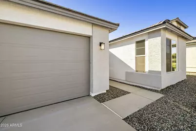 15667 W Mercer Lane, Surprise, AZ 85379 - Photo 5