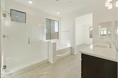 15667 W Mercer Lane, Surprise, AZ 85379 - Photo 45