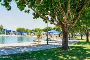 15667 W Mercer Ln, Surprise, AZ 85379 - Photo 73