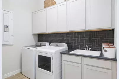 15667 W Mercer Lane, Surprise, AZ 85379 - Photo 35