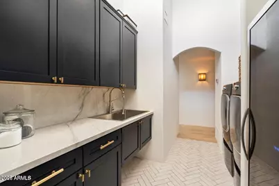 9836 E Topaz Drive, Scottsdale, AZ 85258 - Photo 23