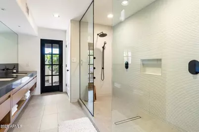 9836 E Topaz Drive, Scottsdale, AZ 85258 - Photo 15