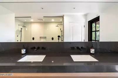 9836 E Topaz Drive, Scottsdale, AZ 85258 - Photo 17