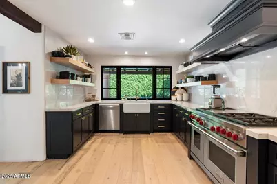 9836 E Topaz Drive, Scottsdale, AZ 85258 - Photo 11