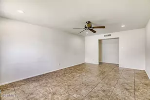 233 E Cairo Dr, Tempe, AZ 85282 - Photo 7