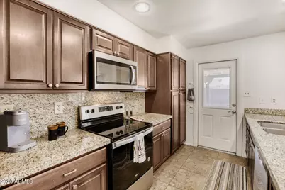 233 E Cairo Drive, Tempe, AZ 85282 - Photo 13