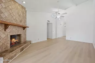 10520 N 78th Pl, Scottsdale, AZ 85258 - Photo 7