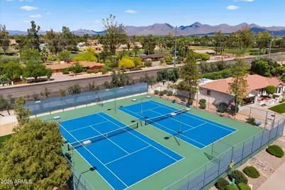 10520 N 78th Place, Scottsdale, AZ 85258 - Photo 31