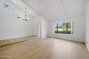 10520 N 78th Pl, Scottsdale, AZ 85258 - Photo 3