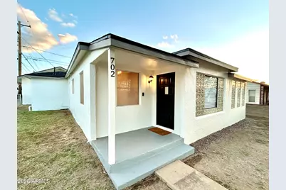 702 Paxton Avenue, Miami, AZ 85539 - Photo 1
