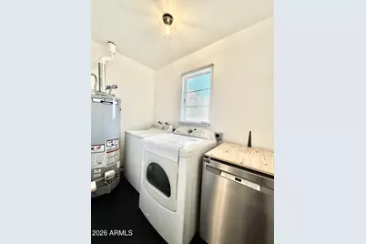 702 Paxton Avenue, Miami, AZ 85539 - Photo 7