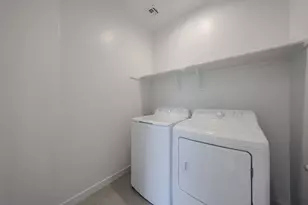 7814 W Hide Trl, Peoria, AZ 85383 - Photo 11