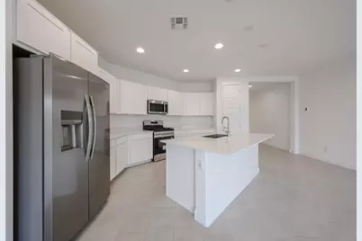 7814 W Hide Trail, Peoria, AZ 85383 - Photo 3