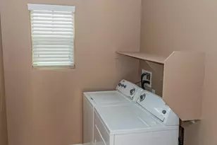 2162 W Scully Dr, Phoenix, AZ 85023 - Photo 31