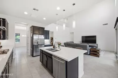 114 E Pasaro Drive, Phoenix, AZ 85085 - Photo 7