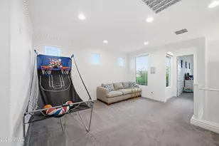 114 E Pasaro Dr, Phoenix, AZ 85085 - Photo 13