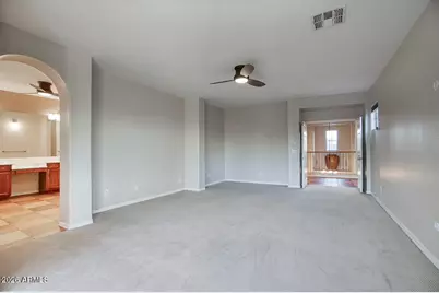 3985 E Hummingbird Lane, Phoenix, AZ 85050 - Photo 17