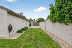 5349 E Kelton Ln, Scottsdale, AZ 85254 - Photo 27