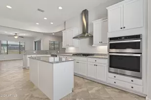 16527 W Valencia Dr, Goodyear, AZ 85338 - Photo 7