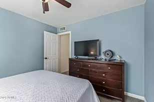 7366 W Sierra St, Peoria, AZ 85345 - Photo 23