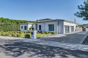 4819 N 68th Pl, Scottsdale, AZ 85251 - Photo 3