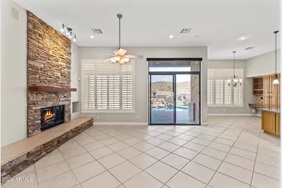 415 E Desert Wind Drive, Phoenix, AZ 85048 - Photo 7