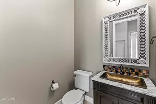 415 E Desert Wind Dr, Phoenix, AZ 85048 - Photo 19