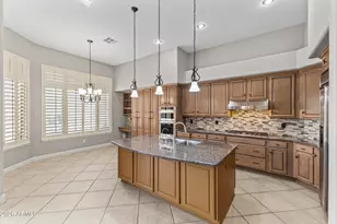 415 E Desert Wind Dr, Phoenix, AZ 85048 - Photo 11