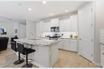 11534 E Shepperd Avenue, Mesa, AZ 85212 - Photo 9