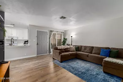 409 W Blackhawk Drive #5, Phoenix, AZ 85027 - Photo 7