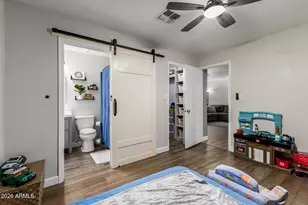 409 W Blackhawk Dr, Phoenix, AZ 85027 - Photo 21