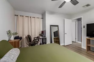 409 W Blackhawk Dr, Phoenix, AZ 85027 - Photo 15