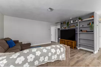 409 W Blackhawk Drive #5, Phoenix, AZ 85027 - Photo 5