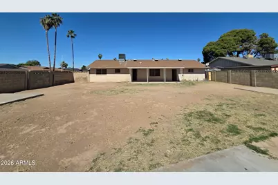 5327 N 40th Lane, Phoenix, AZ 85019 - Photo 15