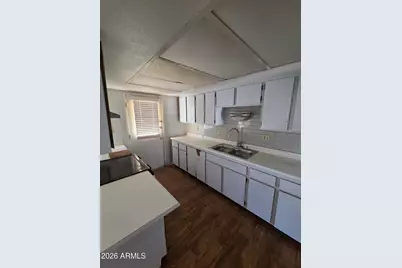 5327 N 40th Lane, Phoenix, AZ 85019 - Photo 5