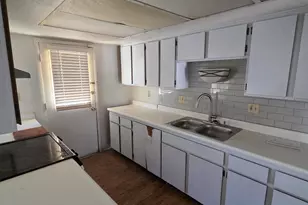 5327 N 40th Ln, Phoenix, AZ 85019 - Photo 5