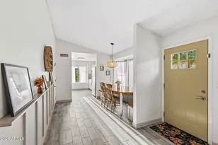 11921 N 76th Ln, Peoria, AZ 85345 - Photo 5