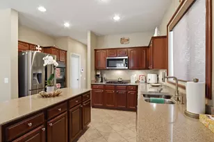16464 W Honeysuckle Dr, Surprise, AZ 85387 - Photo 11