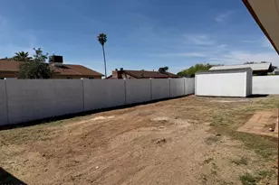 1641 W Andorra Dr, Phoenix, AZ 85029 - Photo 13