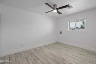 5046 N 41st Dr, Phoenix, AZ 85019 - Photo 17