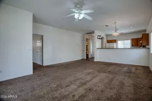 554 E San Carlos Way, Chandler, AZ 85249 - Photo 5