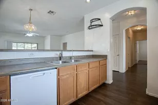 554 E San Carlos Way, Chandler, AZ 85249 - Photo 9