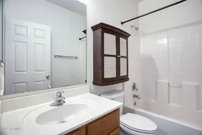 554 E San Carlos Way, Chandler, AZ 85249 - Photo 17