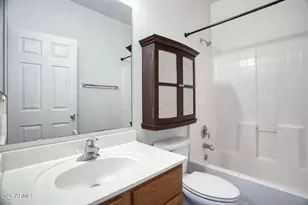 554 E San Carlos Way, Chandler, AZ 85249 - Photo 17