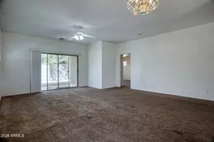 554 E San Carlos Way, Chandler, AZ 85249 - Photo 5