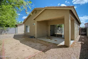 554 E San Carlos Way, Chandler, AZ 85249 - Photo 23