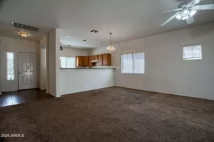 554 E San Carlos Way, Chandler, AZ 85249 - Photo 7