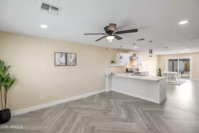 5050 N 41st Drive, Phoenix, AZ 85019 - Photo 3